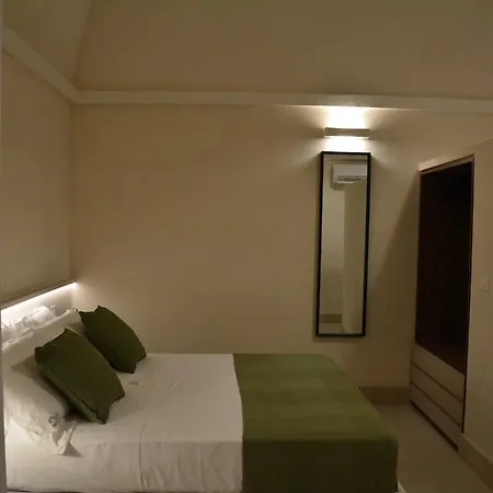 Mode, With Panoramic Sea View Terrace مولفيتا