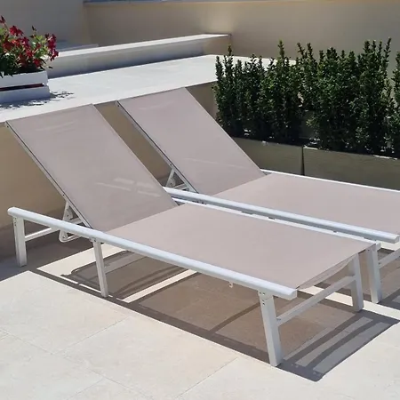 Mode, With Panoramic Sea View Terrace شقة